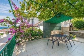 Apartments Bubi - sea view